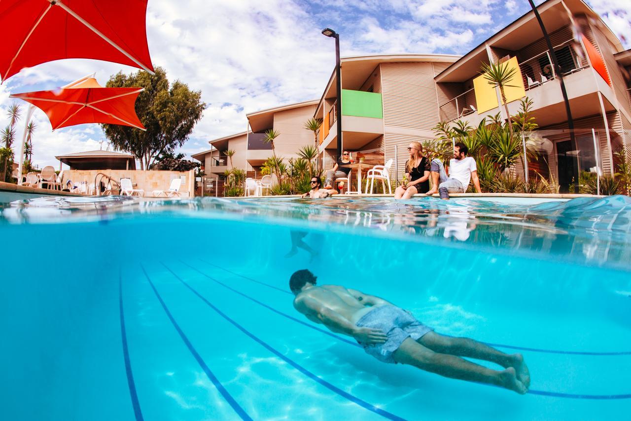 Onslow Beach Resort Exterior foto